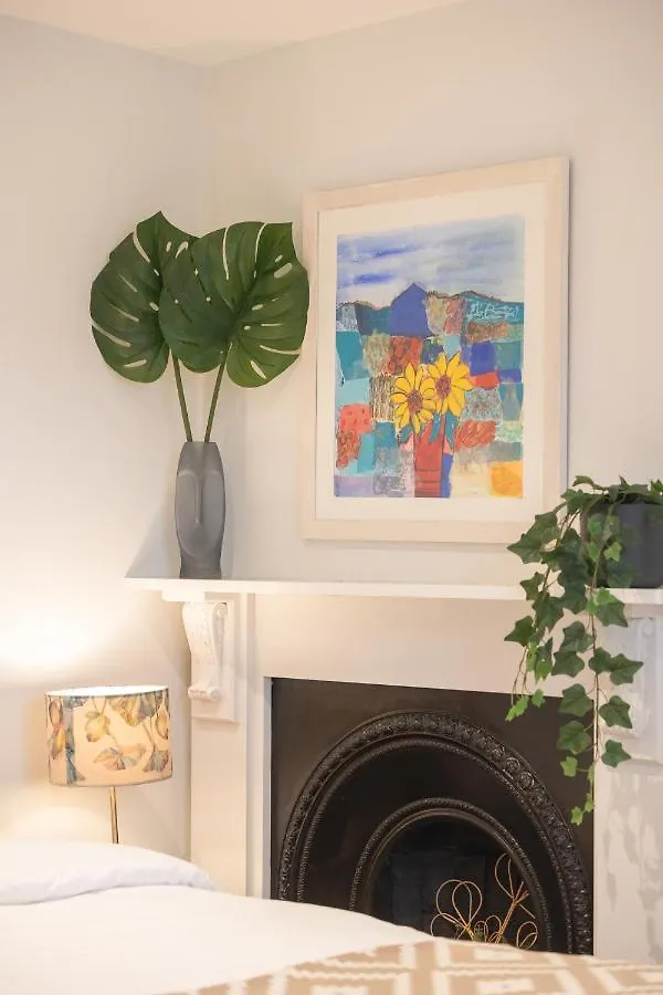 Spacious 1Br Victorian Cheltenham Flat In Cotswolds - Free Parking Apartment