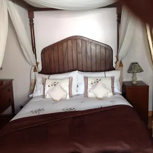 Gasthof Alice, Cheltenham